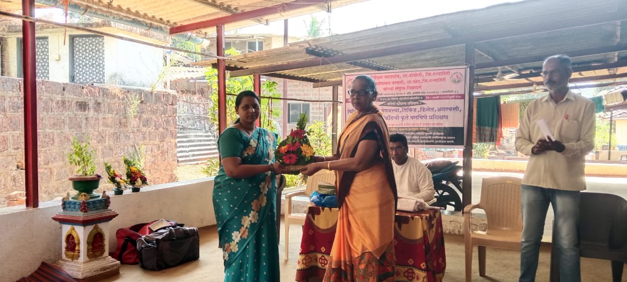 अधिक प्रतिमा 5