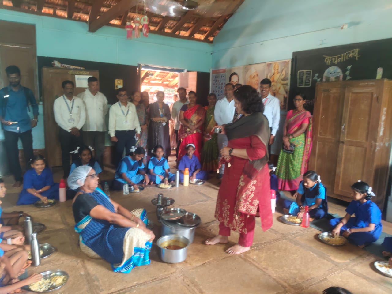 अधिक प्रतिमा 16